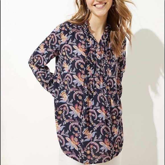 LOFT Garden Pintucked Tunic Blouse Floral size: Small - Picture 1 of 8